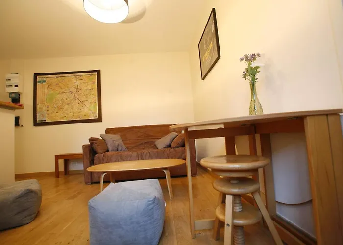 Appartement tout confort au pied du Métro Glacière